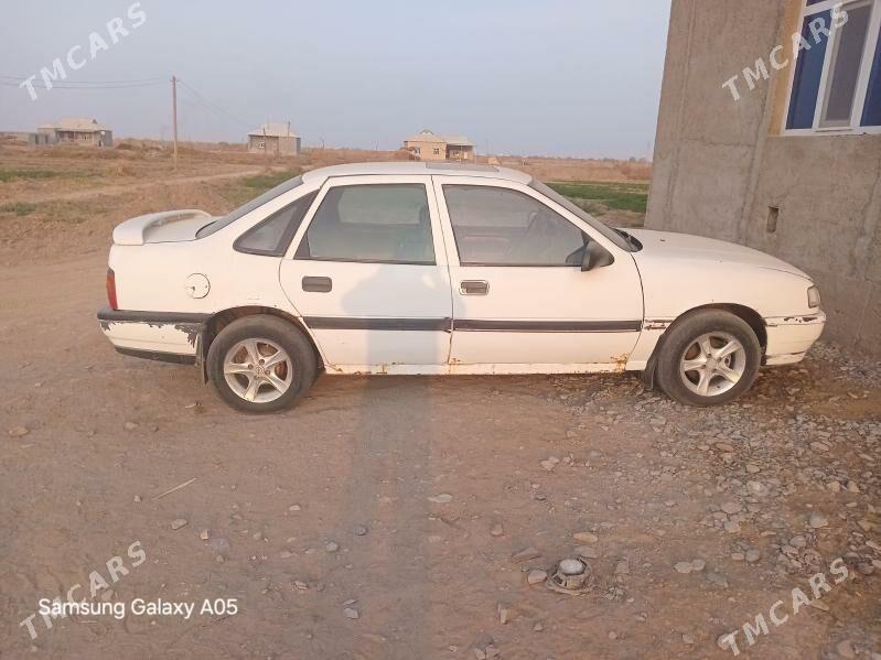 Opel Vectra 1991 - 22 000 TMT - Tejen - img 3
