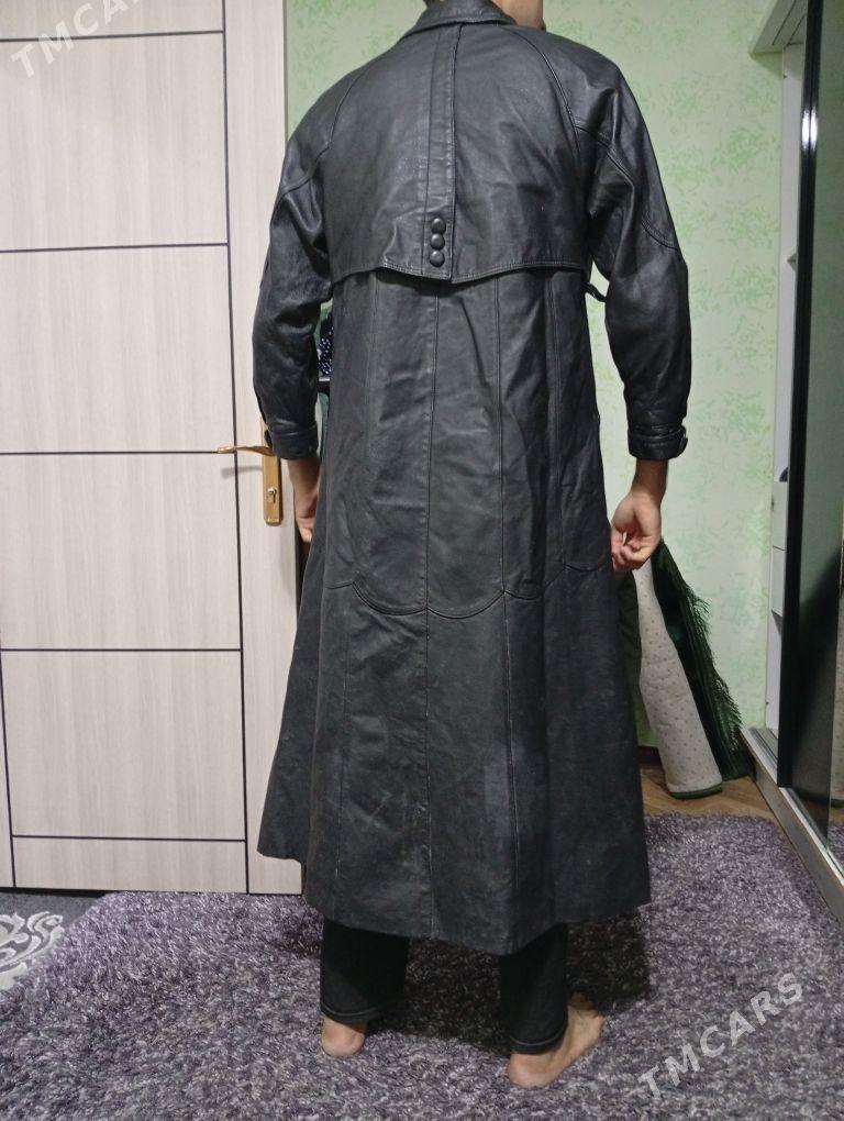 Женский коженный плащ. - Дашогуз - img 2