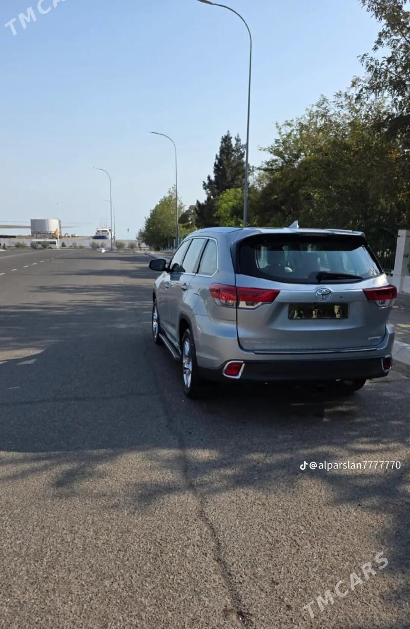 Toyota Highlander 2018 - 470 000 TMT - Туркменбаши - img 5