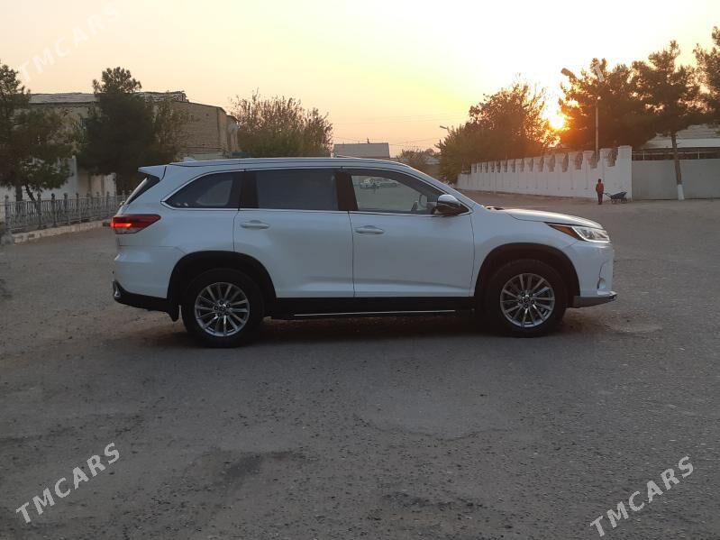 Toyota Highlander 2019 - 375 000 TMT - Mary - img 9