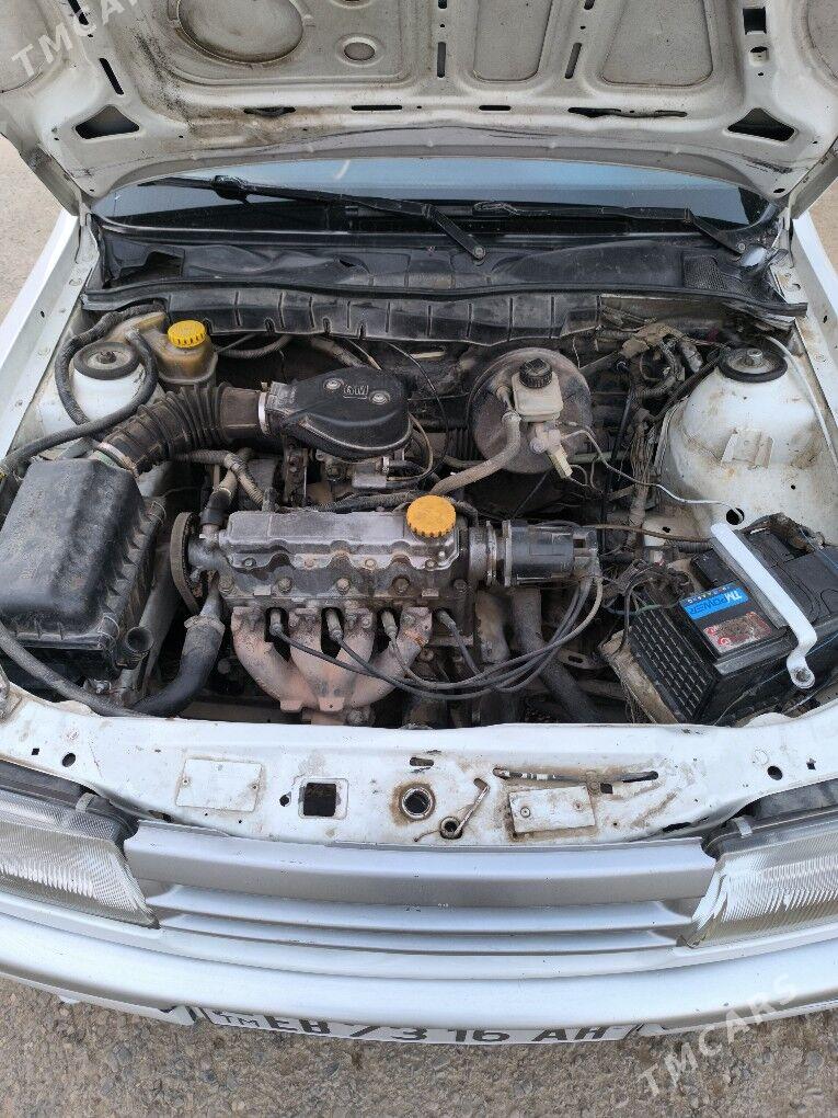 Opel Vectra 1991 - 38 000 TMT - Sarahs - img 10