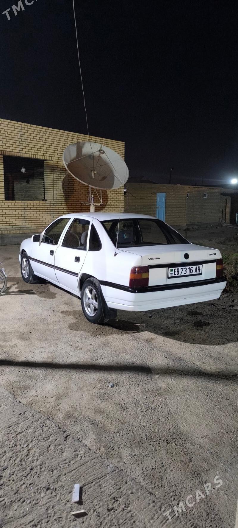 Opel Vectra 1991 - 38 000 TMT - Sarahs - img 5