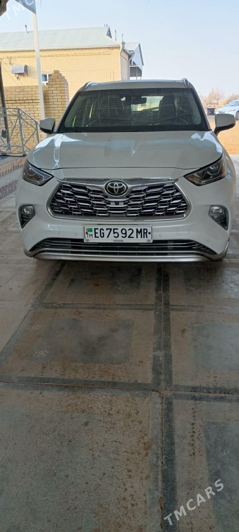 Toyota Highlander 2021 - 680 000 TMT - Wekilbazar - img 1