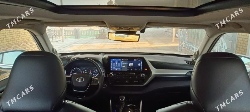 Toyota Highlander 2021 - 680 000 TMT - Wekilbazar - img 2
