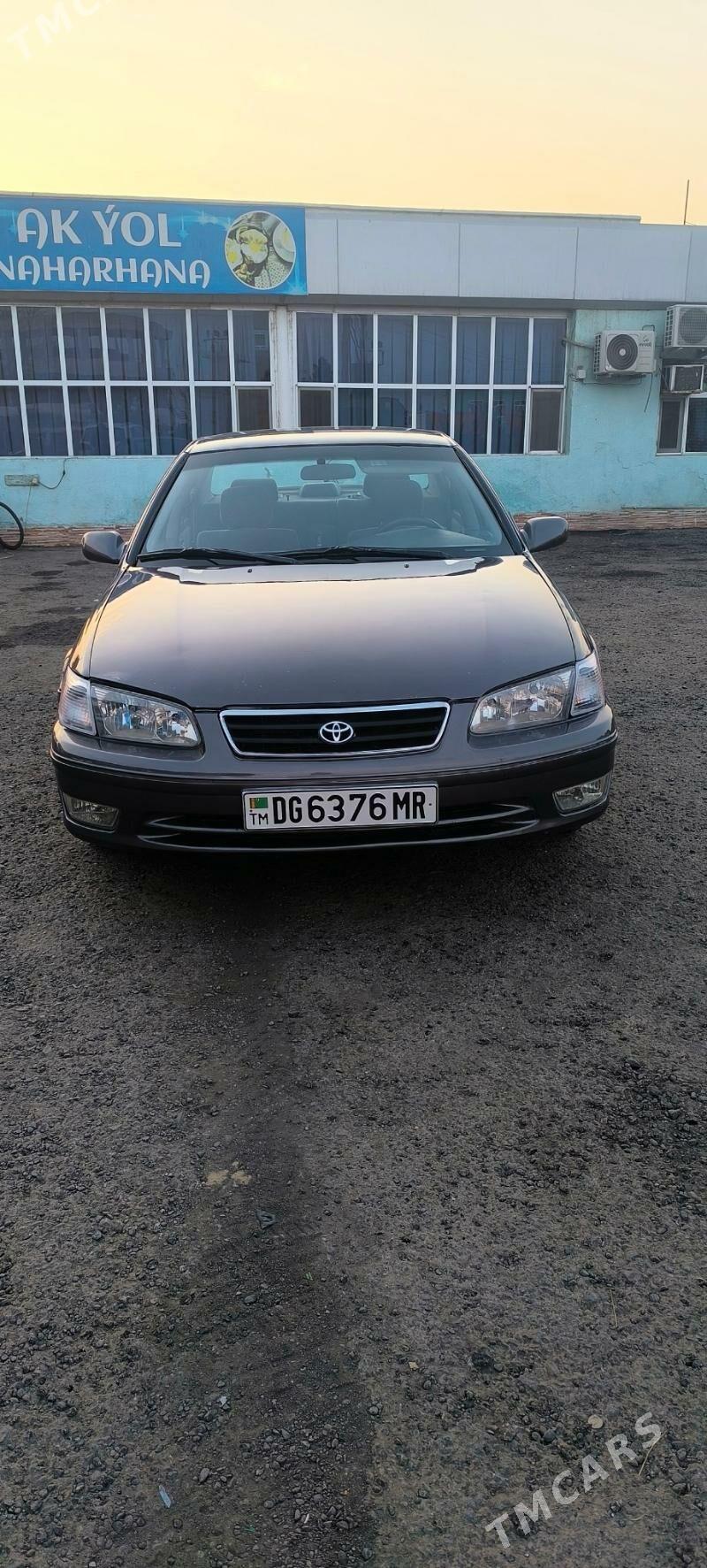 Toyota Camry 1998 - 135 000 TMT - Мары - img 1