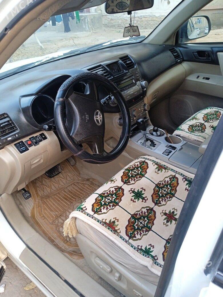Toyota Highlander 2008 - 250 000 TMT - Дашогуз - img 9