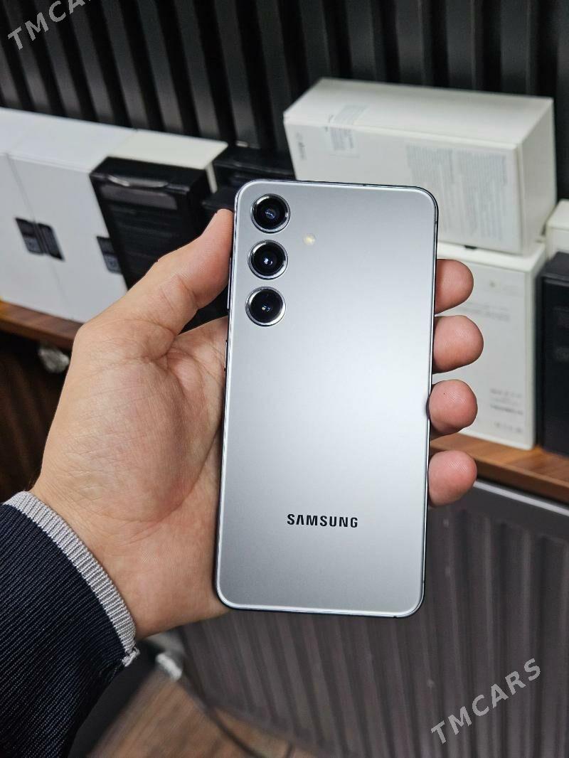 S24 8/256 - Mary - img 1