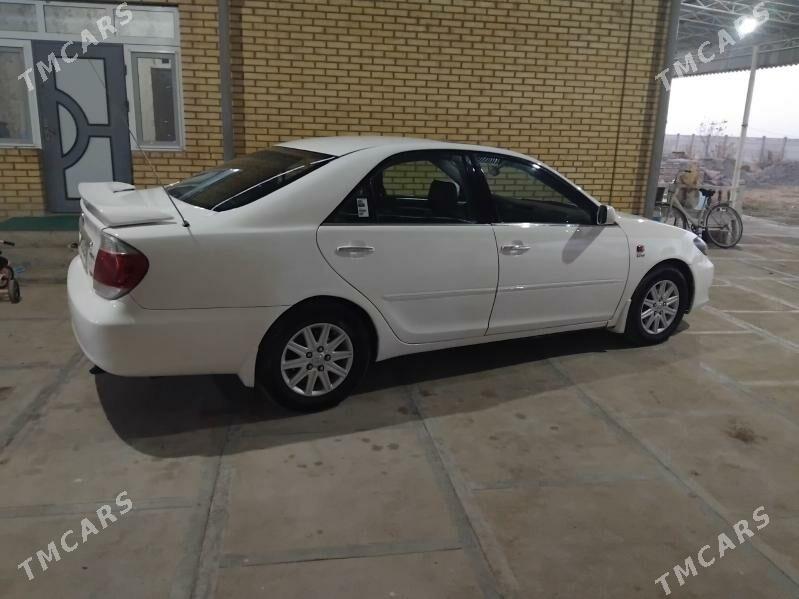 Toyota Camry 2004 - 170 000 TMT - Mary - img 5