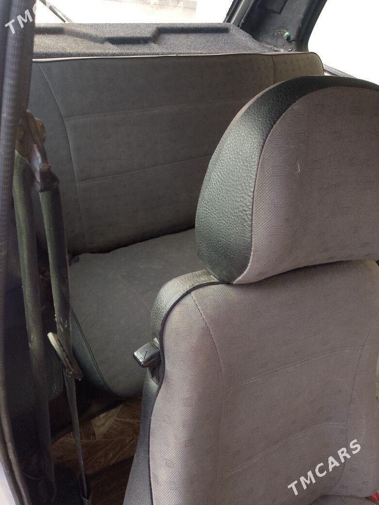 Lada Niva 2003 - 60 000 TMT - Туркменабат - img 4