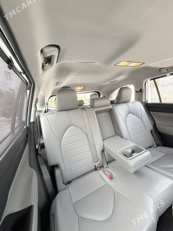 Toyota Highlander 2022 - 565 000 TMT - Aşgabat - img 10