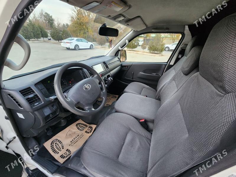 Toyota Hiace 2016 - 338 000 TMT - Aşgabat - img 4