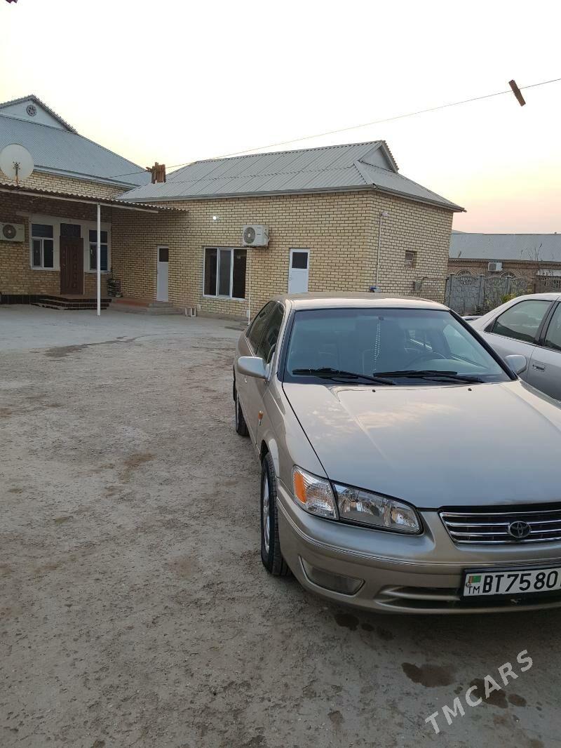 Toyota Camry 2000 - 150 000 TMT - Mary - img 1