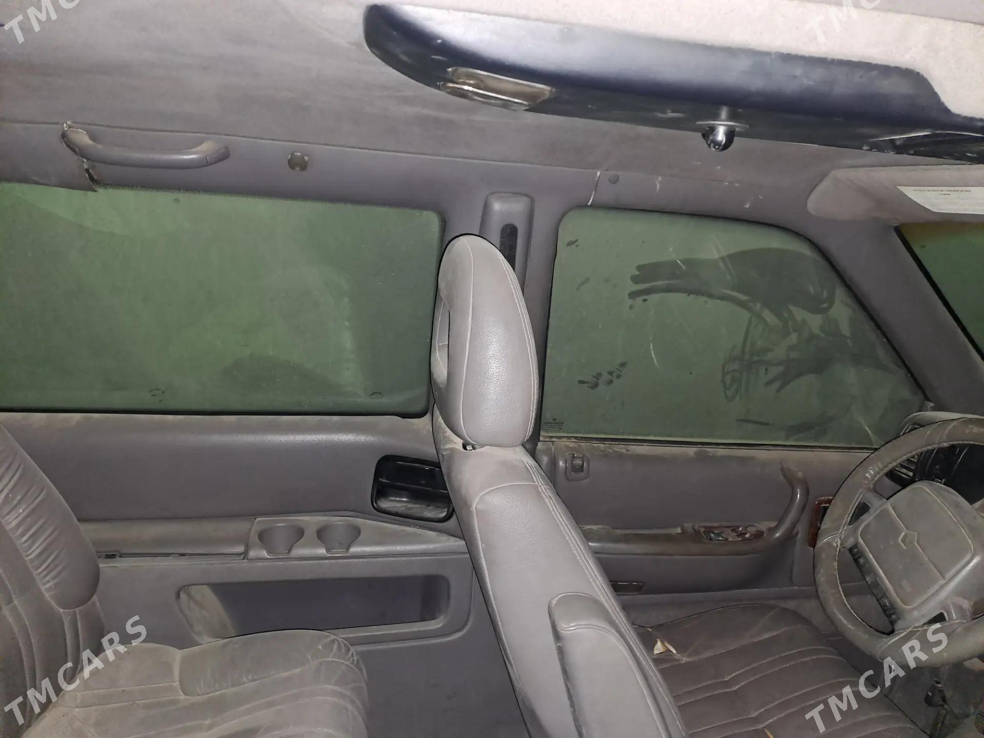 Chrysler 300 2004 - 20 000 TMT - Магданлы - img 5