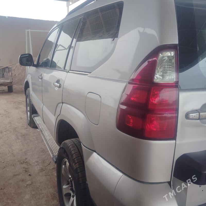Toyota Land Cruiser Prado 2005 - 360 000 TMT - Гурбансолтан Едже - img 4