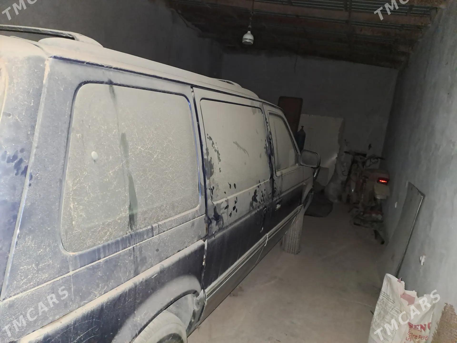 Chrysler 300 2004 - 20 000 TMT - Магданлы - img 2