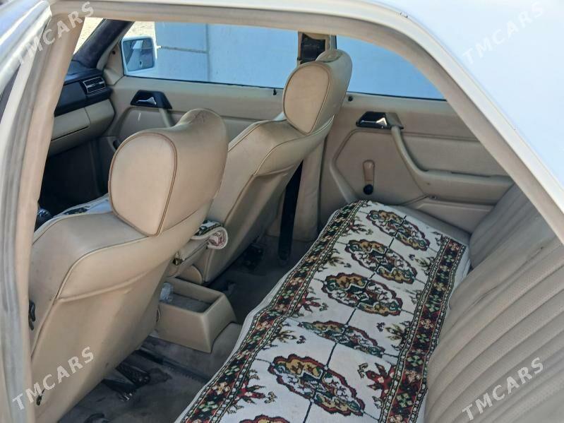 Mercedes-Benz W123 1990 - 55 000 TMT - Болдумсаз - img 3