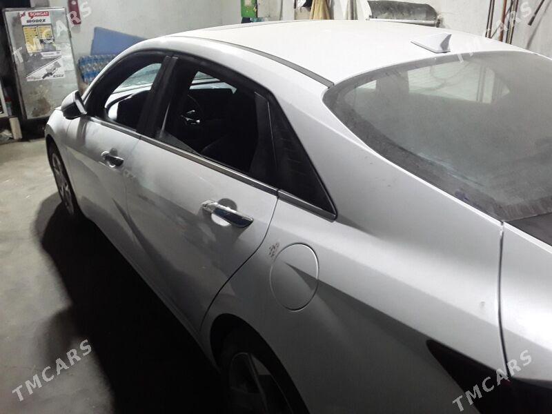 Hyundai Elantra 2021 - 250 000 TMT - Ашхабад - img 5