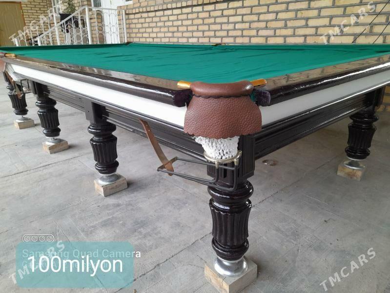bilyard stol - Mary - img 4