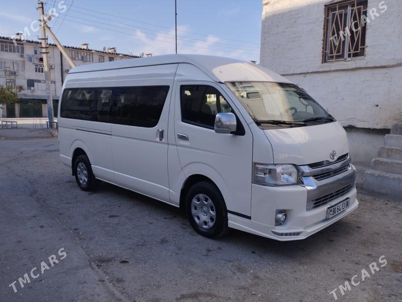 Toyota Hiace 2015 - 550 000 TMT - Balkanabat - img 1