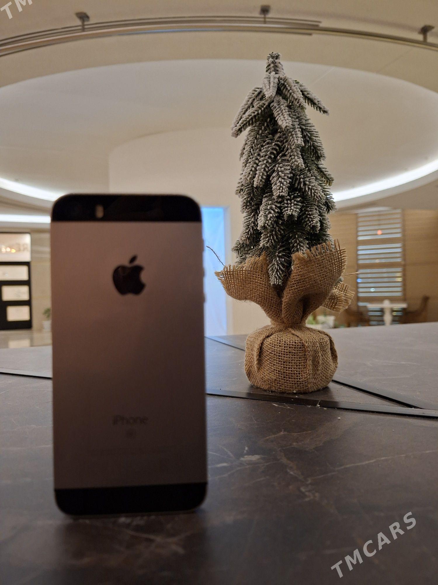 iphone SE - Türkmenbaşy - img 1