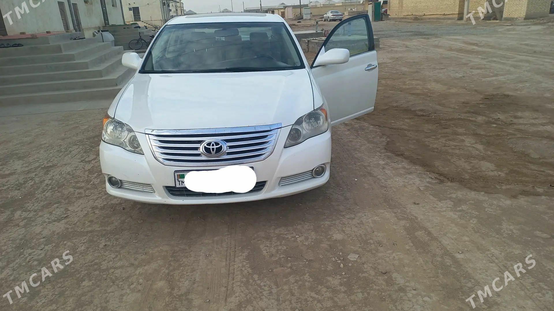 Toyota Avalon 2009 - 200 000 TMT - Мары - img 1