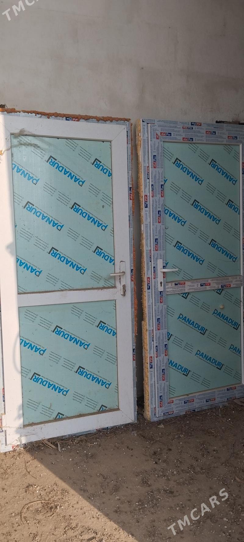 Plastik gapy - Aşgabat - img 1