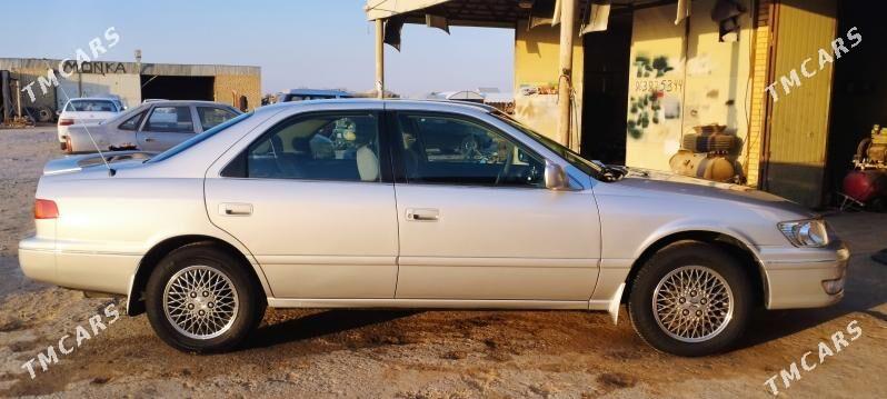Toyota Camry 2001 - 150 000 TMT - Ýolöten - img 5