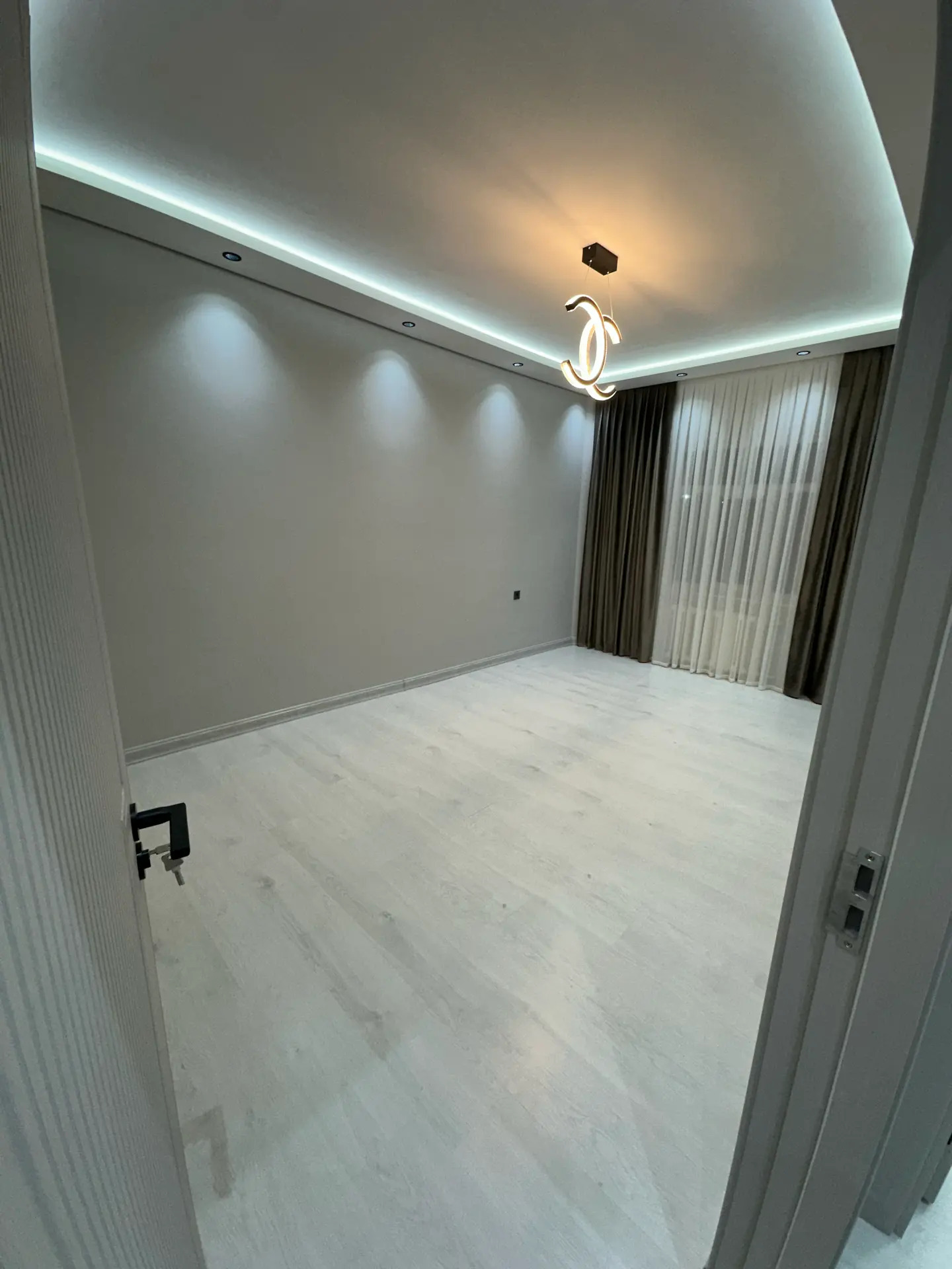 MIR-2/1, 3-Komnat. Kwartira  - Мир 2 - img 3