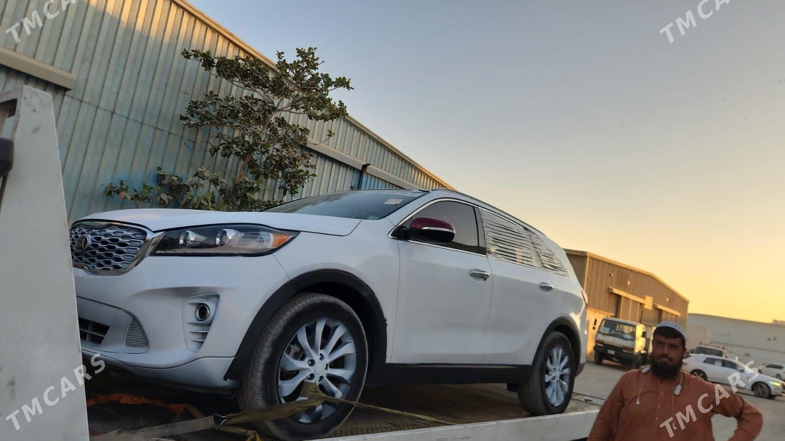 Kia Sorento 2020 - 330 000 TMT - Ýolöten - img 5