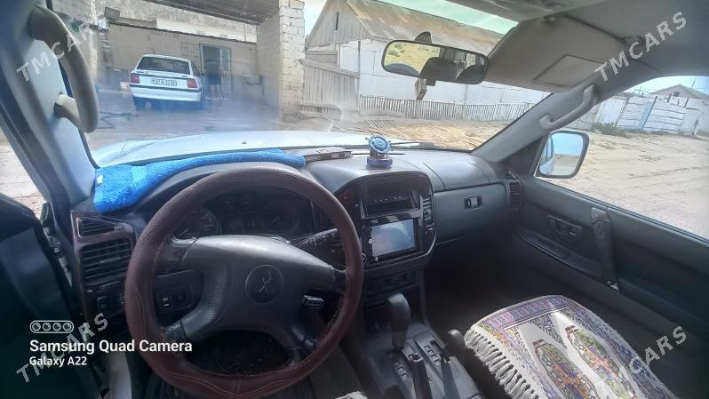 Mitsubishi Montero 2002 - 120 000 TMT - Карабогаз - img 4