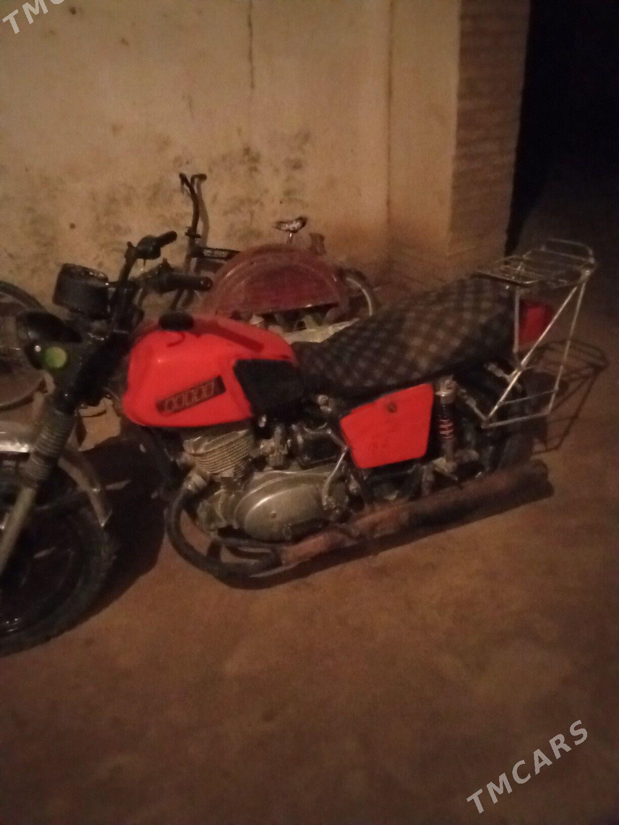 Iž Planeta 4 1992 - 6 000 TMT - Сакар - img 1