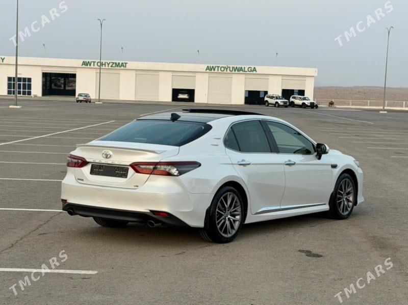 Toyota Camry 2022 - 563 000 TMT - Ашхабад - img 8