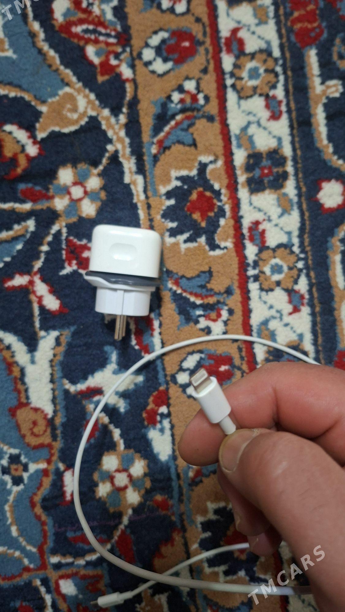 iphone 11.12. zaryatnik - Hitrowka - img 2