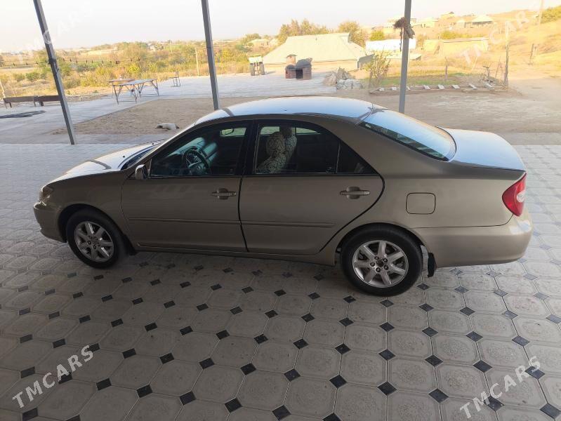 Toyota Camry 2004 - 180 000 TMT - Ёлётен - img 2