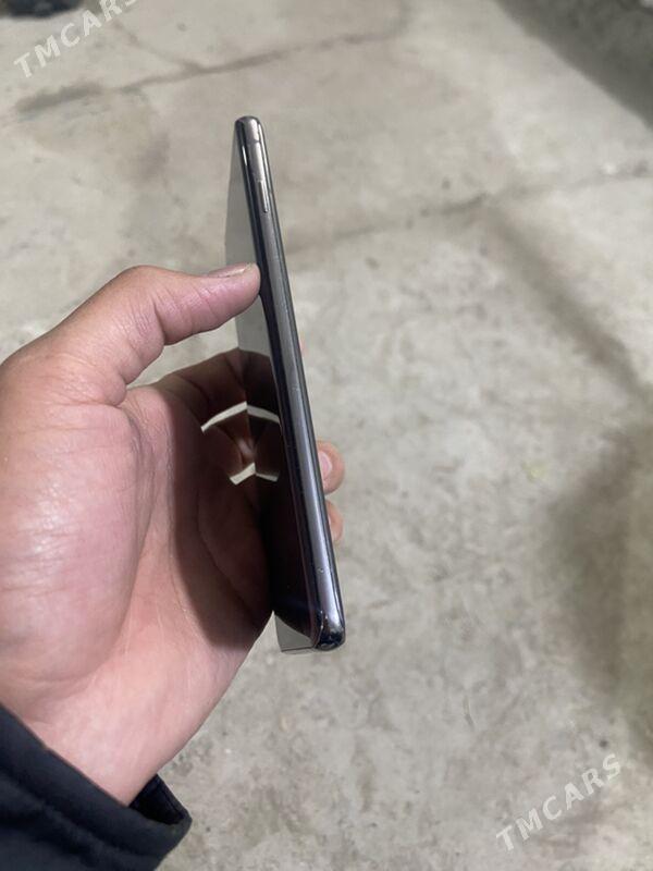 Galaxy S10 - Sarahs - img 5