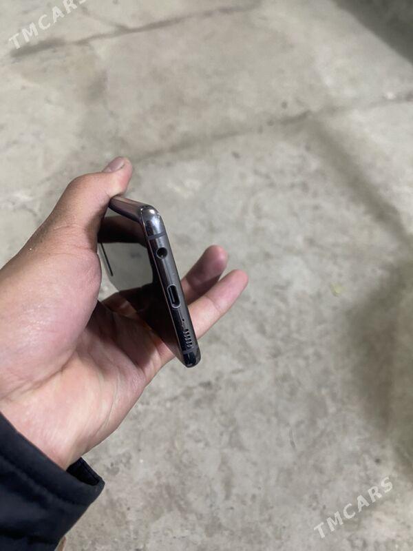 Galaxy S10 - Sarahs - img 3