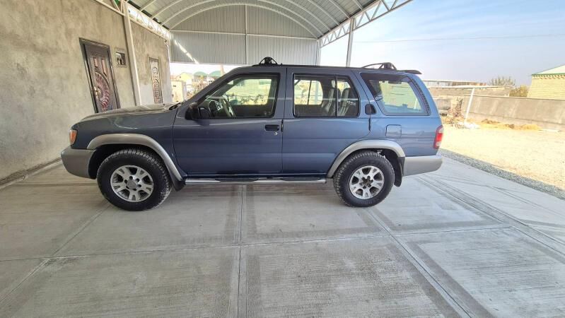 Nissan Pathfinder 2000 - 125 000 TMT - Bäherden - img 2