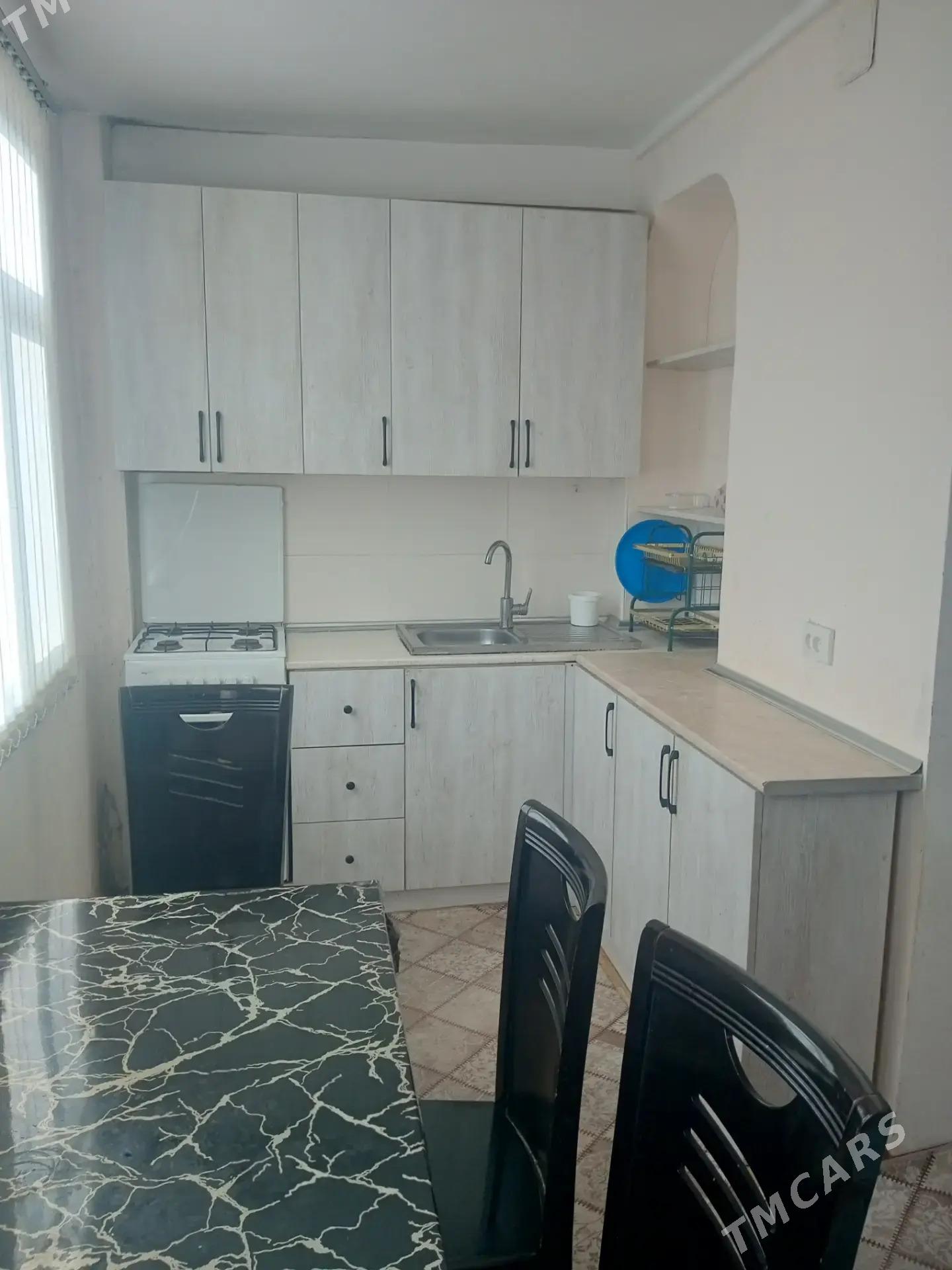 30 mkr 2kom+veranda - 30 мкр - img 6