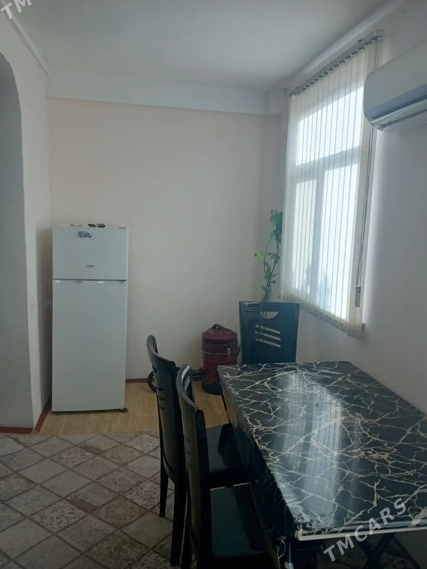 30 mkr 2kom+veranda - 30 мкр - img 7