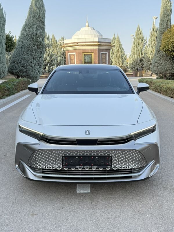 Toyota Crown 2023 - 785 000 TMT - 30 мкр - img 2