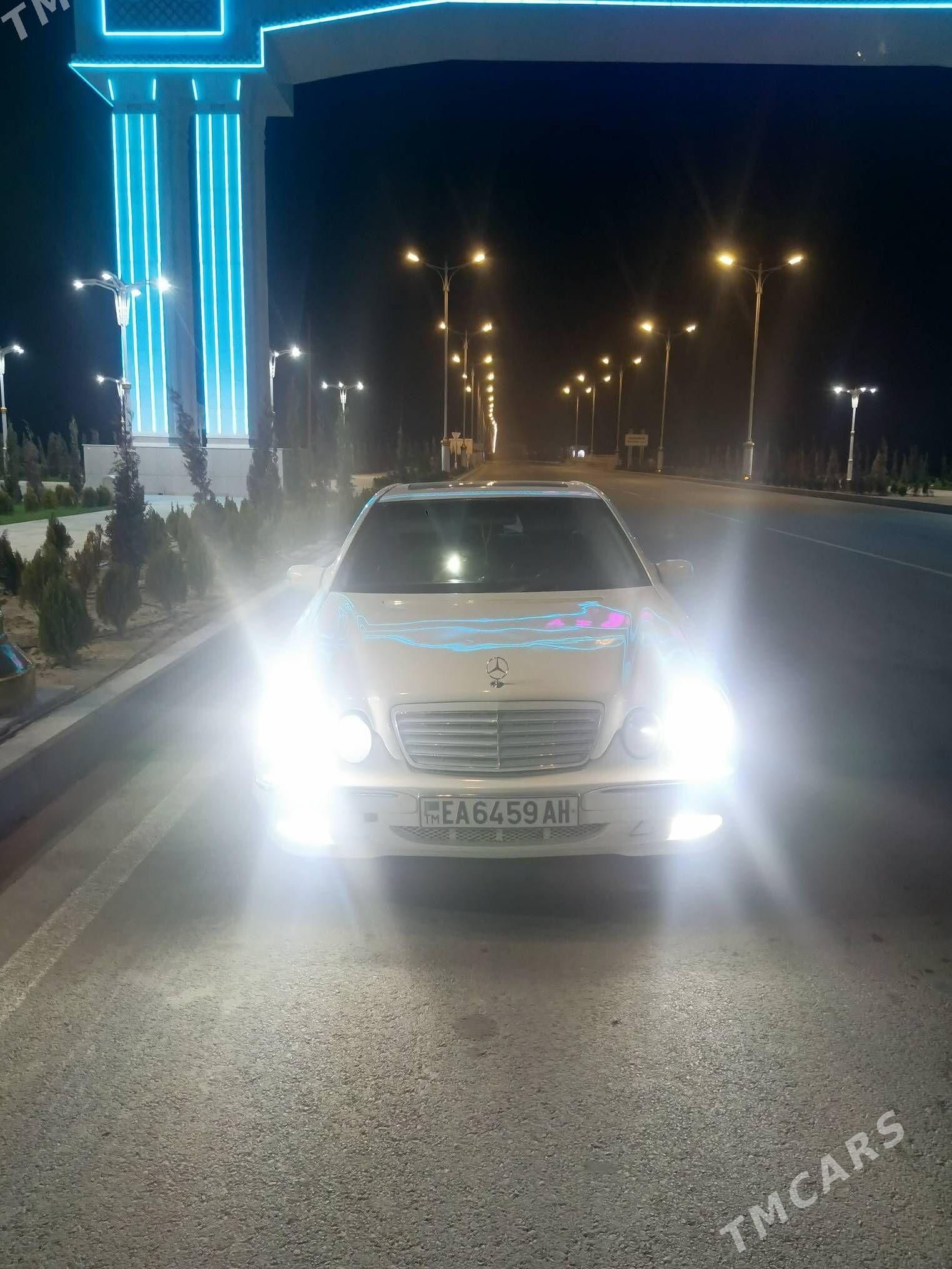 Mercedes-Benz E320 2001 - 110 000 TMT - Гёкдепе - img 3