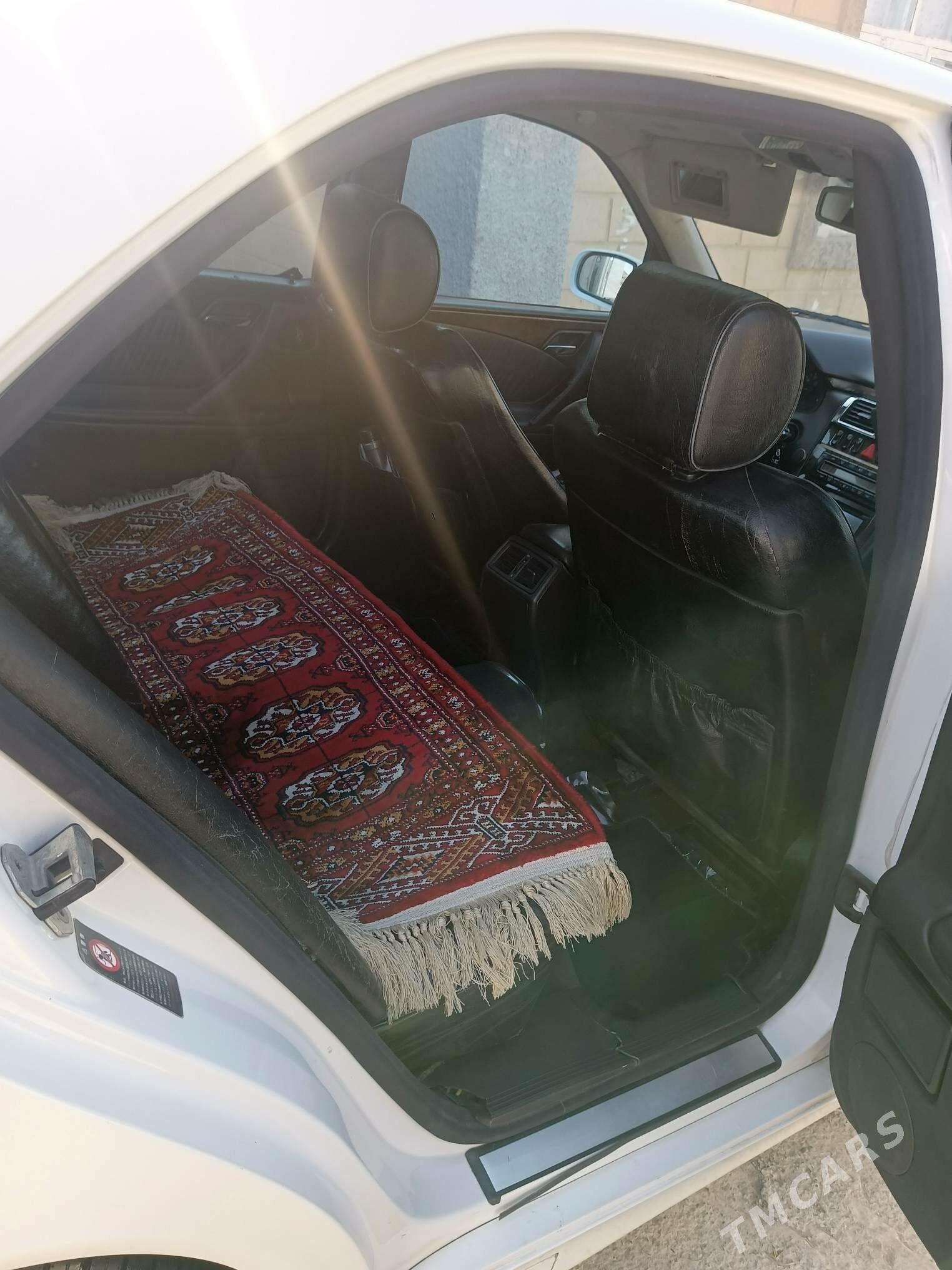 Mercedes-Benz E320 2001 - 110 000 TMT - Гёкдепе - img 8