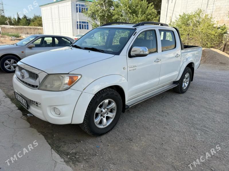 Toyota Hilux 2009 - 270 000 TMT - Türkmenbaşy - img 1