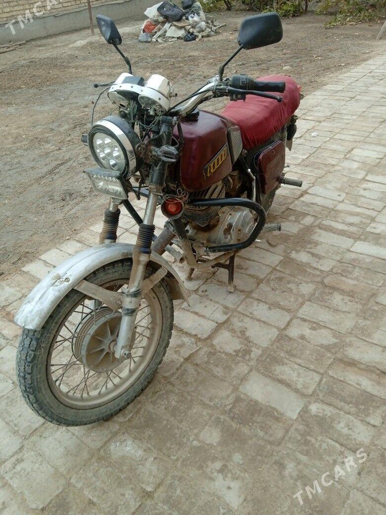 Iž Planeta 5 2000 - 5 200 TMT - Гарабекевюл - img 3