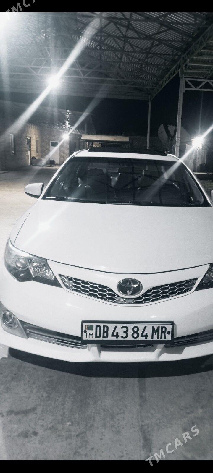 Toyota Camry 2012 - 225 000 TMT - Baýramaly - img 3