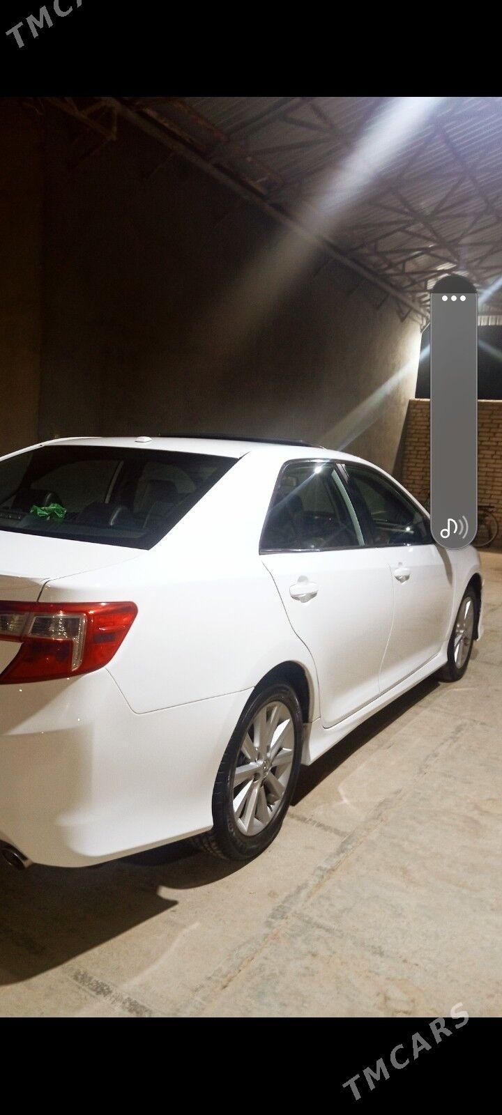 Toyota Camry 2012 - 225 000 TMT - Baýramaly - img 5