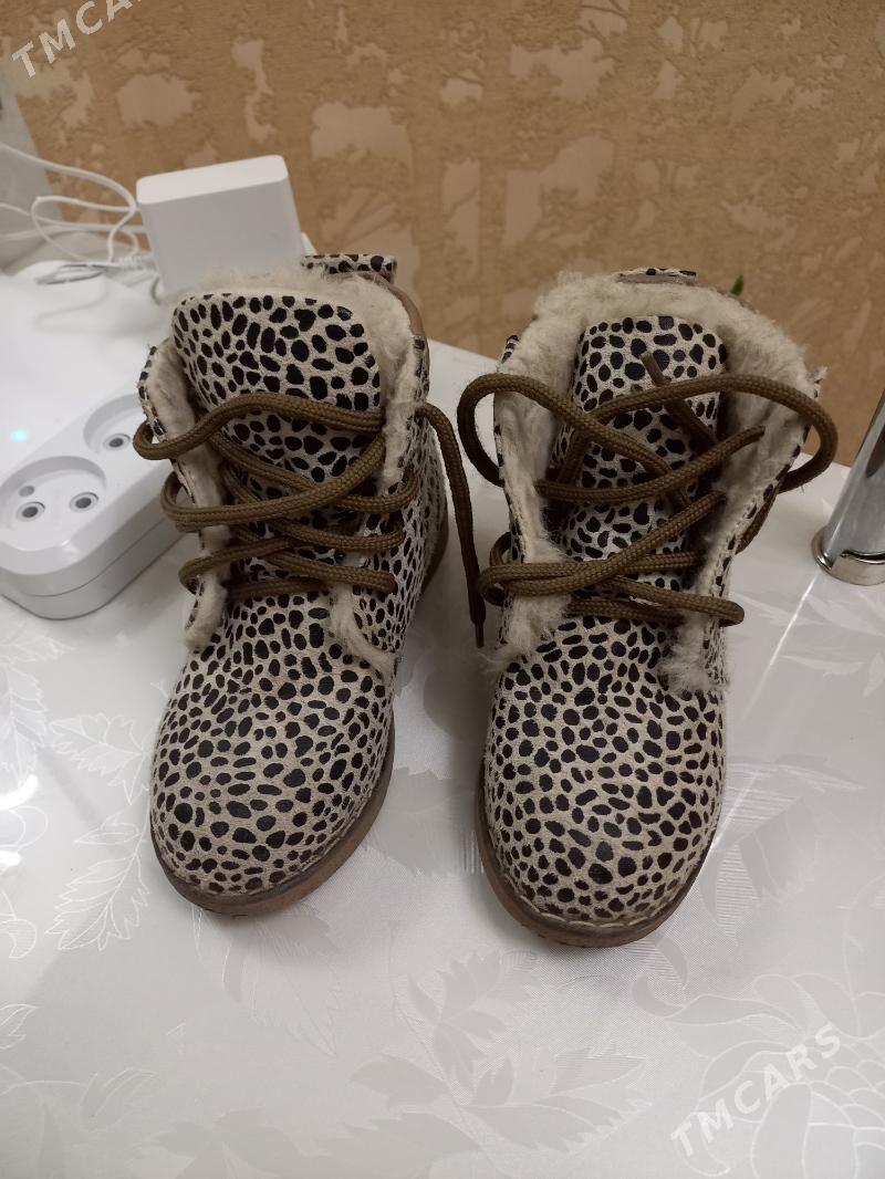 полу сапожки для девочек - Podwoýski köç. (Bitarap Türkmenistan şaýoly) - img 4