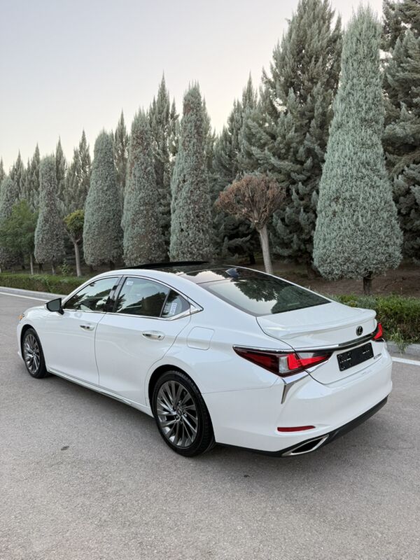 Lexus ES 350 2019 - 600 000 TMT - 30 мкр - img 5