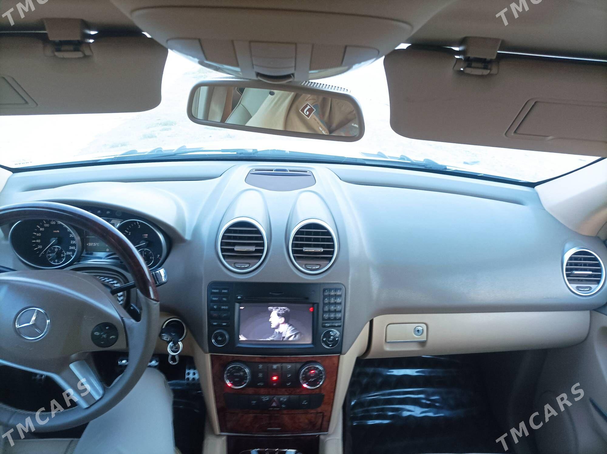 Mercedes-Benz ML350 2010 - 320 000 TMT - Ашхабад - img 7