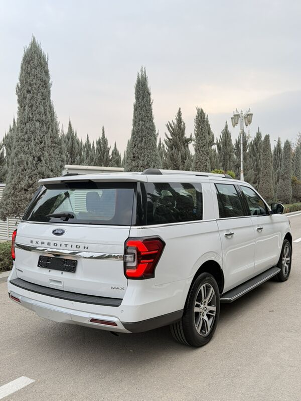 Ford Expedition 2023 - 765 000 TMT - 30 мкр - img 5